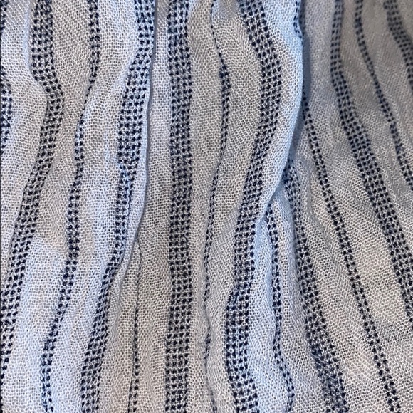 Halter Neck Tank - Picture 4 of 4